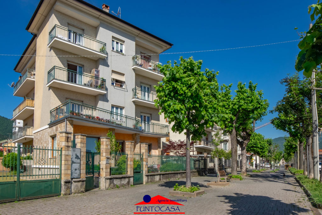 Dronero viale Stazione quadrilocale in vendita