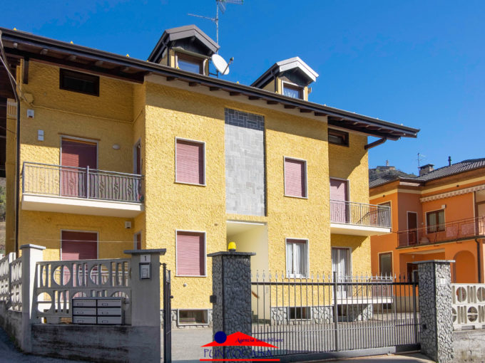 SAN DAMIANO MACRA – ALLOGGIO CON TRE CAMERE