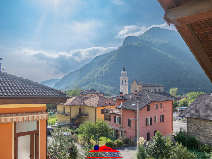 SAN DAMIANO MACRA – ACCOGLIENTE APPARTAMENTO MANSARDATO